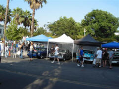 The crowd begins to gather